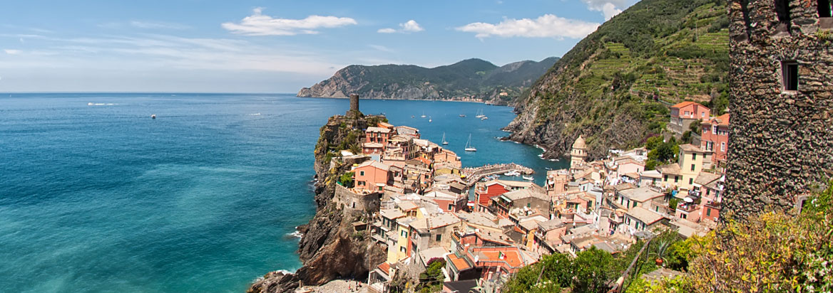 Houses encircled in Vernazza